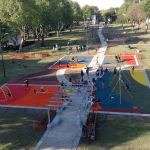Obras en patio de Juegos en Los Perales