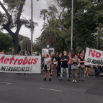 Metrobus Alberdi Directorio continúan las protestas y cortes de calle  