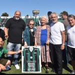 Homenaje del Club Nueva Chicago a las Abuelas de Plaza de Mayo