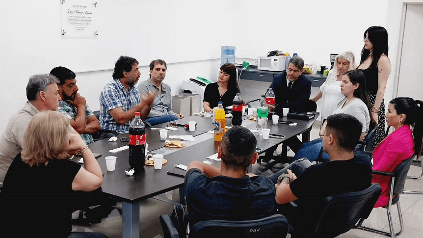 Última reunión de los comuneros salientes y primera de la nueva Junta Comunal 9
