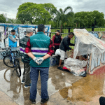 El Gobierno de la Ciudad desalojó a manteros de Parque Alberdi