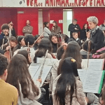 La Orquesta Infantil y Juvenil de Mataderos se presentó en el Sol de Mayo