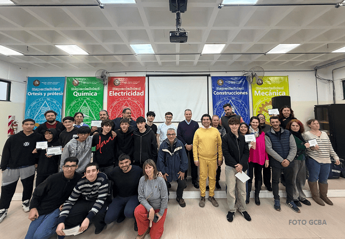 Una escuela de Parque Avellaneda premiada en Expotécnica 2026